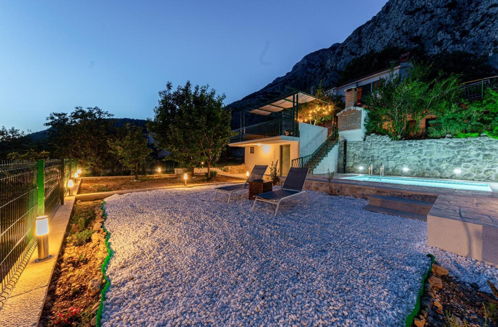 House Dida Mate - Cozy House In Nature With Heated Pool Tučepi Extérieur photo
